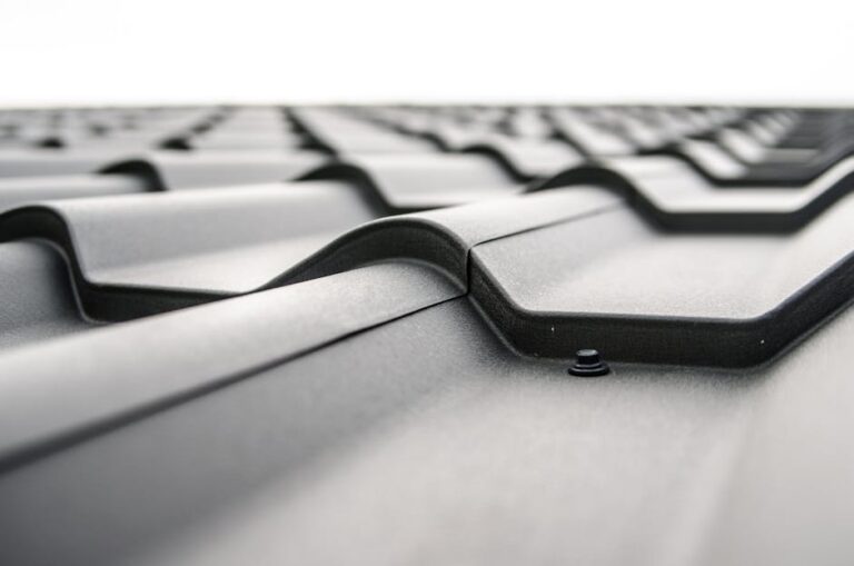 attic insulation for metal roofs