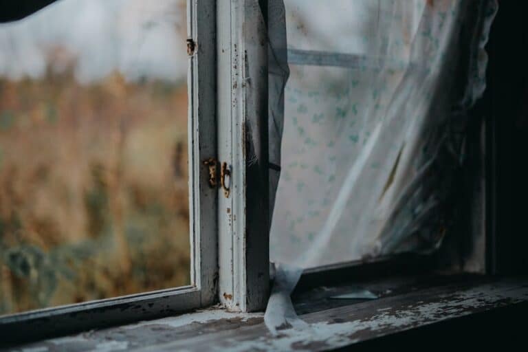 draught excluder for wooden windows