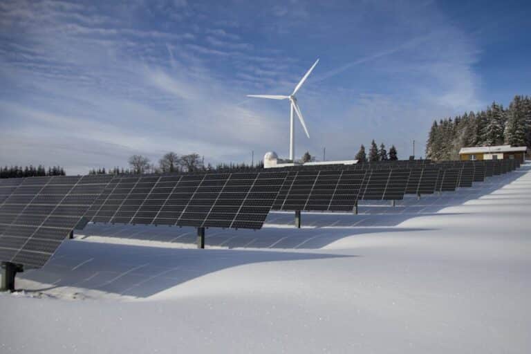 arctic solar panel systems