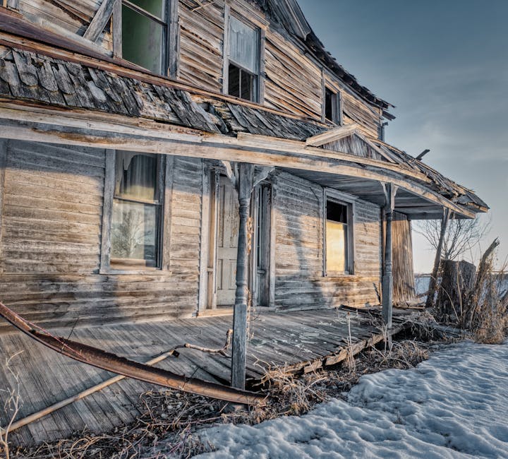 how much does it cost to insulate an old house